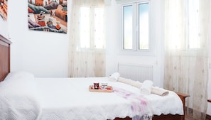 Villa, 3 Bedrooms, Private Pool | 3 bedrooms, iron/ironing board, travel crib, free WiFi