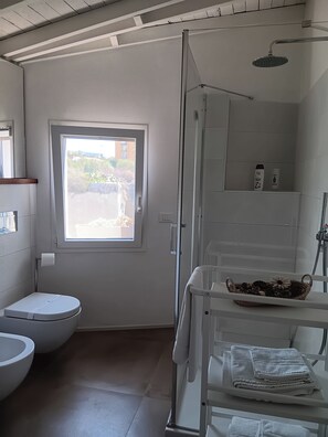 Hair dryer, towels, soap, shampoo - La Latomia Villa nei pressi del Teatro Greco<br> (Siracusa)