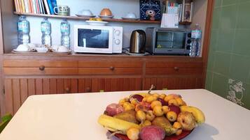 Free daily local cuisine breakfast