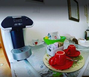 Free daily local cuisine breakfast - La Terrazza di Anna (Sassari)