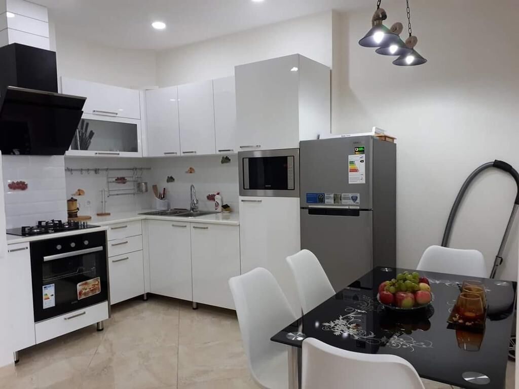 Fridge, microwave, oven