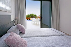 3 soverom, safe på rommet, strykejern/-brett og wi-fi