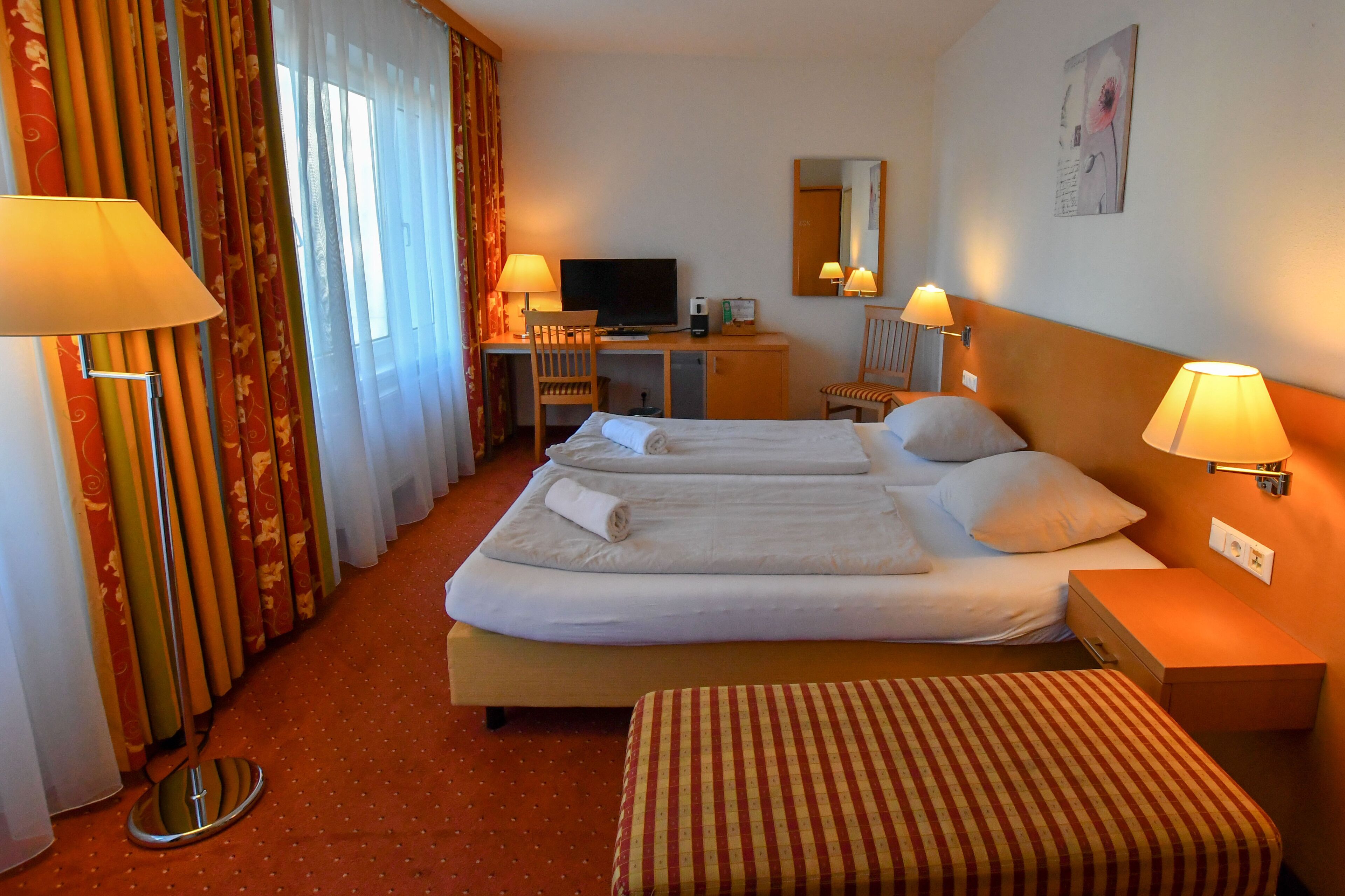 double room | blackout curtains, soundproofing, free wifi, bed sheets