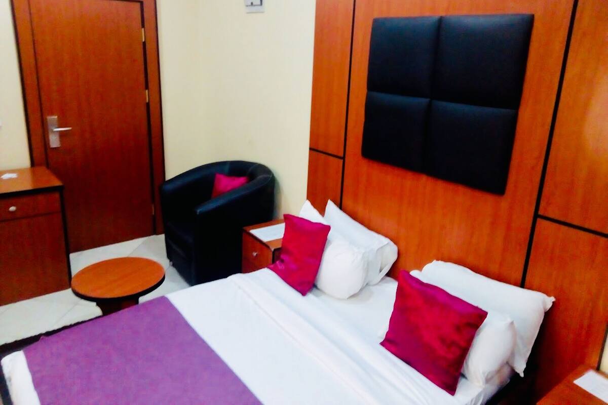 Standard Room | 1 bedroom, premium bedding, in-room safe, desk