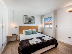 1 chambre, fer et planche à repasser, accès Internet, draps fournis