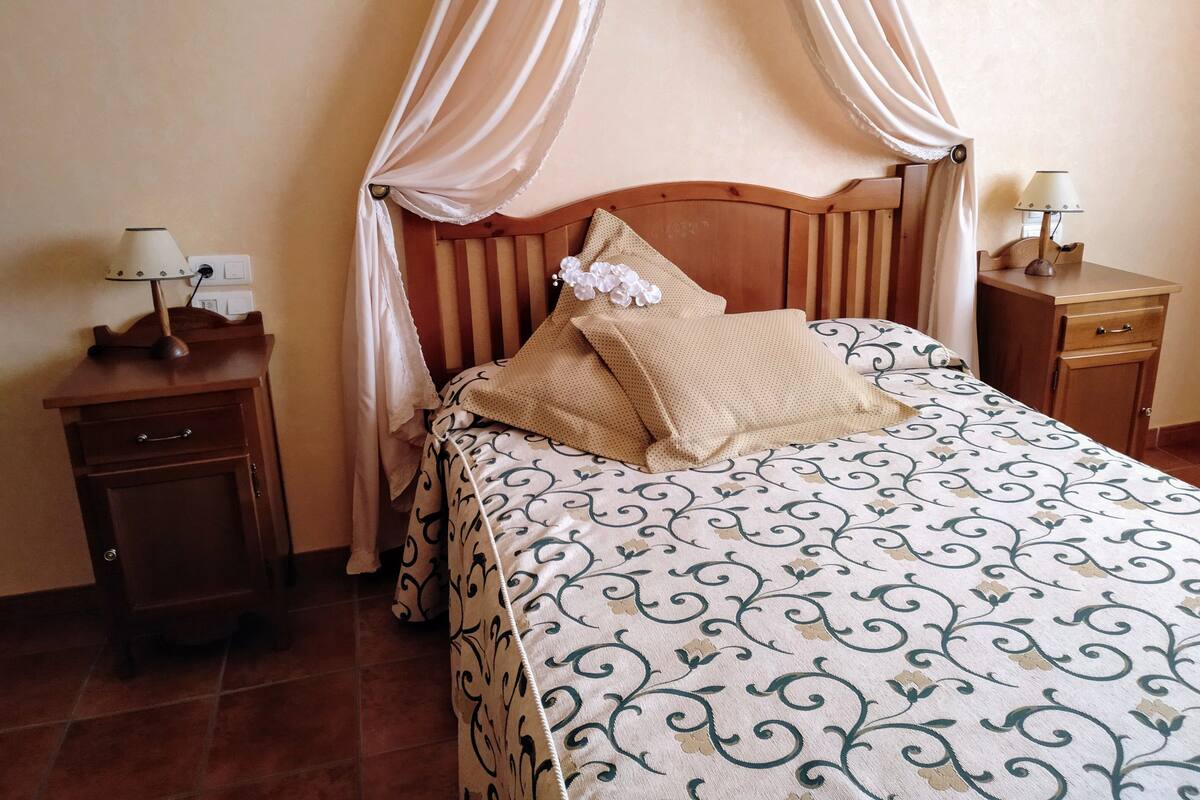 Desk, iron/ironing board, free cots/infant beds, rollaway beds