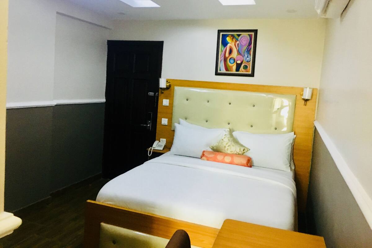 Deluxe Double Room | Extra beds