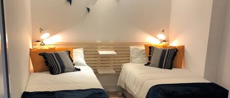 1 bedroom, iron/ironing board, travel crib, WiFi