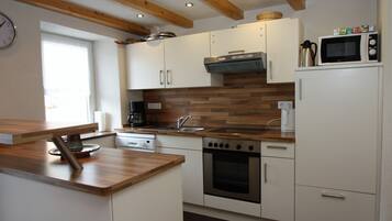 Rumah, 4 kamar tidur | Dapur pribadi