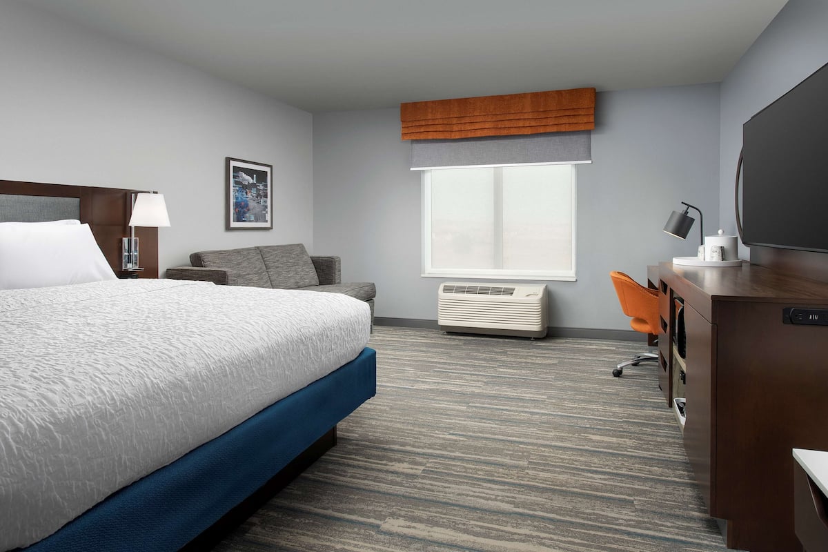 In-room safe, desk, laptop workspace, blackout curtains