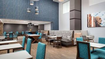 Desayuno para llevar incluido todos los días