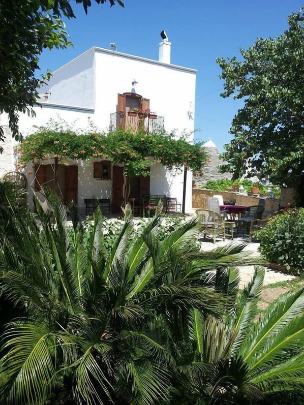Fachada da propriedade