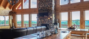 Top Rated Mountain Cabin- 6 rooms w/outdoor living