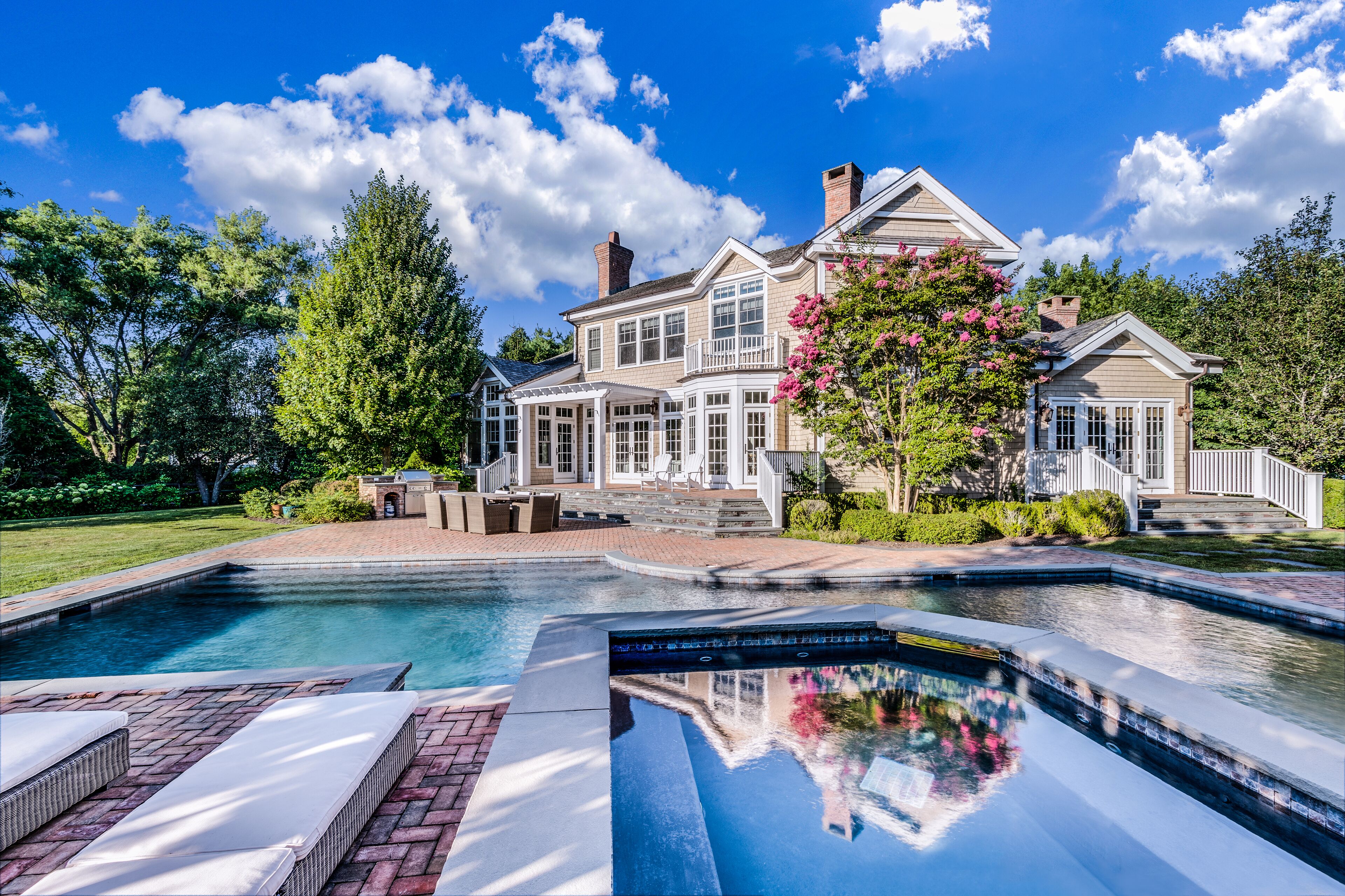 Luxury East Hampton Retreat - Pool, tennis & less than a mile to ocean beaches