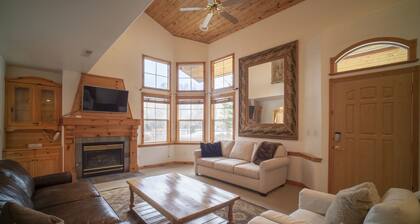 3 Bedroom 3 Bathroom Chalet 719