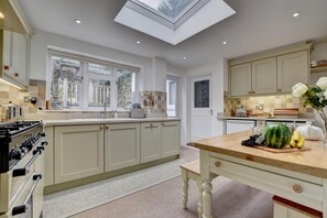 Microwave, oven, dishwasher, toaster