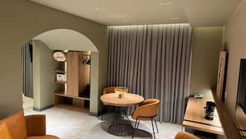 Superior Suite | Living area