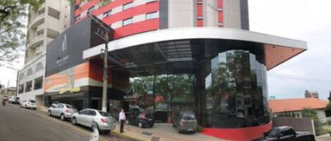 Fachada da propriedade