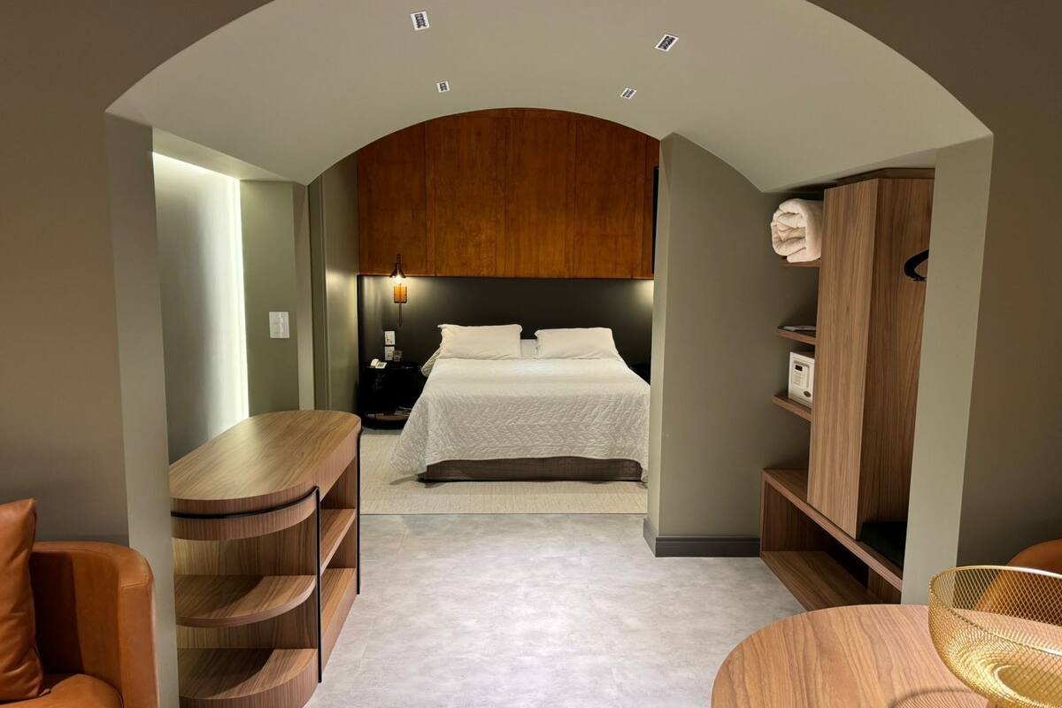 Suite – superior | Allergitestet sengetøy, minibar, lydisolert og wi-fi (inkludert)