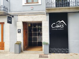 Entrada de la propiedad