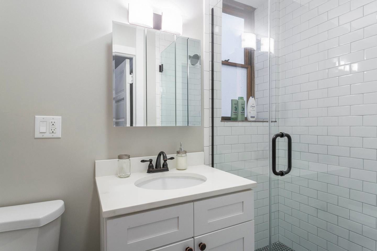 Apartment (2 Bedrooms) | Bathroom