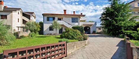 Facciata della struttura