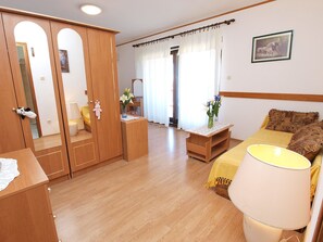 غرفة المعيشة