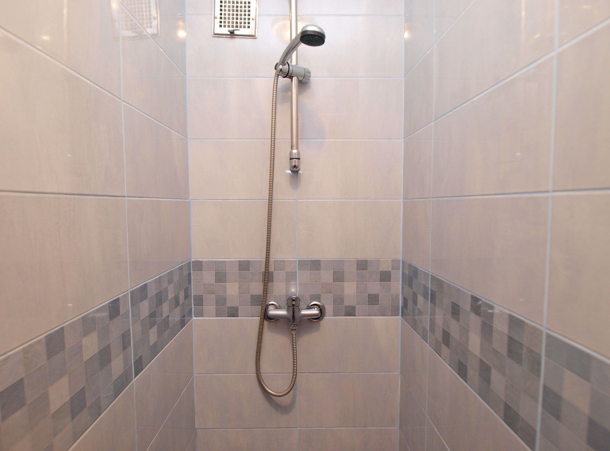 Standard Apartment, 2 Bedrooms (154/328) | Bathroom shower