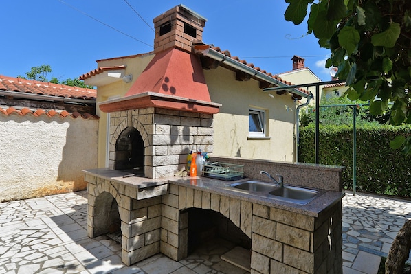 Aire de pique-nique/barbecue