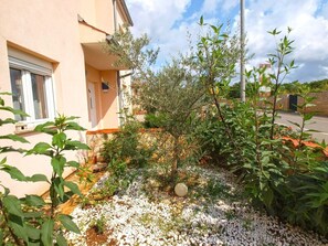 스탠다드 아파트, 침실 4개 (0172) | 테라스/파티오