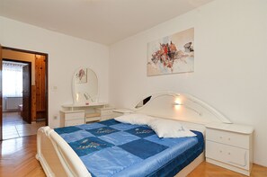 Standard-Apartment, 2 Schlafzimmer (531/56565) | Bügeleisen/Bügelbrett, kostenlose Babybetten, kostenloses WLAN