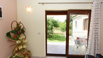 Biệt thự Tiêu chuẩn, 3 phòng ngủ (0181) | Hiên