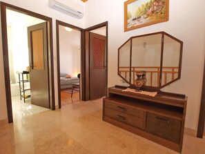 Standard Apartment, 4 Bedrooms (603/1448) | 4 bedrooms, iron/ironing board, free WiFi, bed sheets