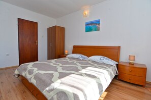 Appartement Standard, 2 chambres (0188) | 2 chambres, lits bébé (gratuits), Wi-Fi gratuit, draps fournis