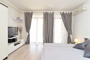 Apartamento estándar, 2 habitaciones (628/1501) | 2 dormitorios, tabla de planchar con plancha, wifi gratis y ropa de cama