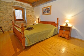 Standard House, 2 Bedrooms (0193)