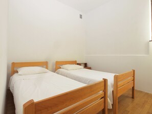 Appartamento Standard, 1 camera da letto (0197) | 1 camera, ferro/asse da stiro, Wi-Fi gratuito, lenzuola