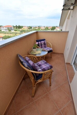 Standard-Apartment, 2 Schlafzimmer (0198) | Balkon