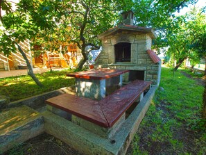 BBQ/picnic area - Apartment 731 (Pula)