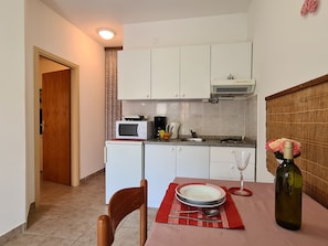 Standard Apartment, 1 Bedroom (743/1736) | Private kitchen | Fridge, microwave, stovetop, coffee/tea maker - Apartment 743 (Medulin)