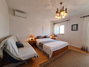 Standard Apartment, 3 Bedrooms (743/1737) | Iron/ironing board, free WiFi, bed sheets - Apartment 743 (Medulin)