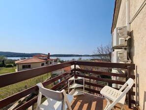 Standard Apartment, 3 Bedrooms (743/1737) | Balcony