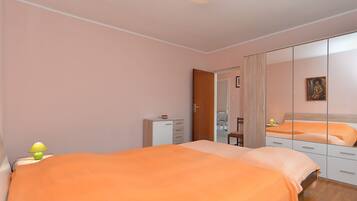 Standard Apartment, 1 Bedroom (757/1764) | Iron/ironing board, free WiFi, bed sheets