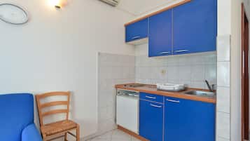Standard Apartment, 1 Bedroom (794/1845) | Private kitchen | Fridge