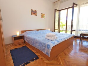 Apartamento estándar, 2 habitaciones (911/2119) | Tabla de planchar con plancha, wifi gratis, ropa de cama