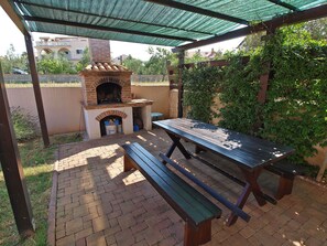 Grill-/Picknickplatz