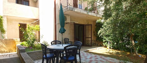 Standard Apartment, 2 Bedrooms (0249) | Terrace/patio