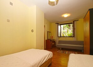 Leilighet – standard, 2 soverom (0249) | 2 soverom, strykejern/-brett, wi-fi (inkludert) og sengetøy