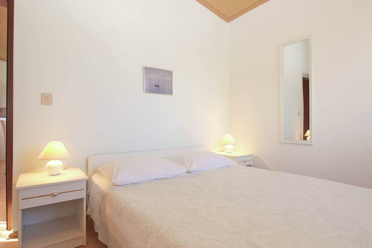 Standard Apartment, 2 Bedrooms (959/2440) | 1 bedroom, free WiFi, bed sheets