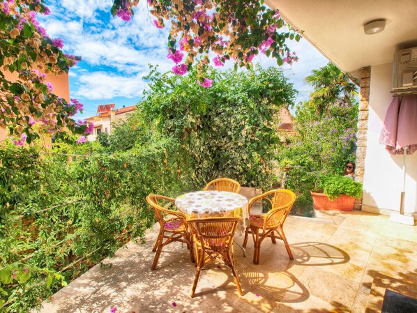 Standard Apartment, 2 Bedrooms (977/2625) | Terrace/patio - Apartment 977 (Medulin)